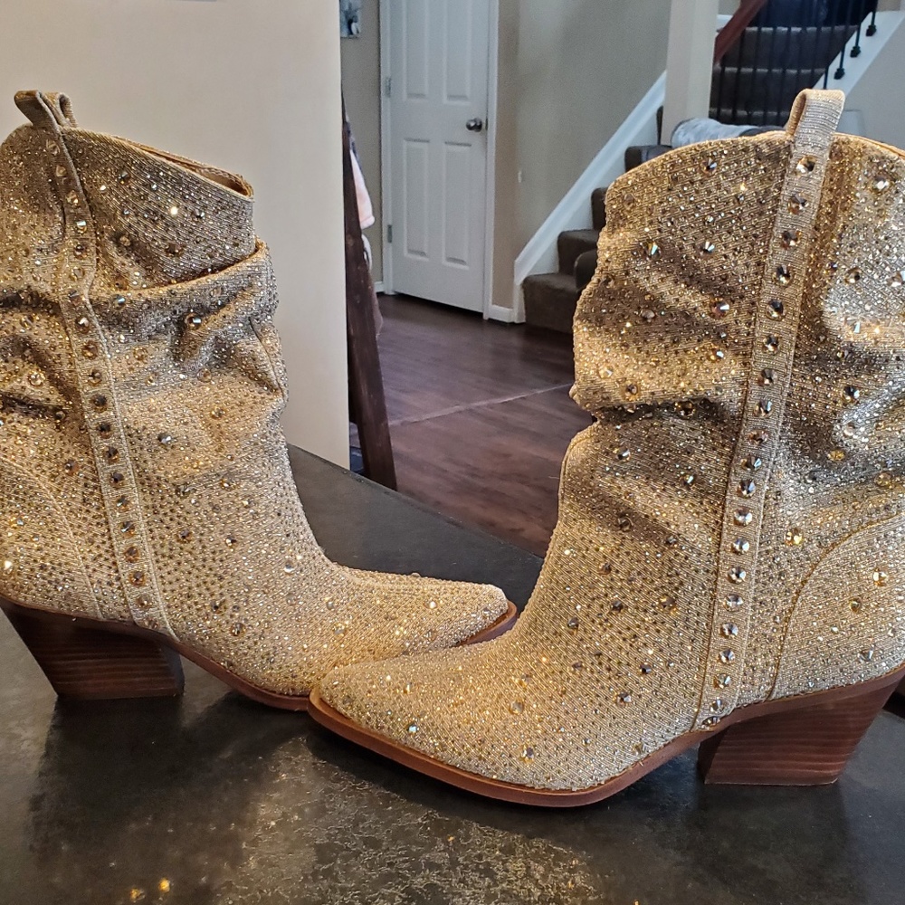 Jessica Simpson boots